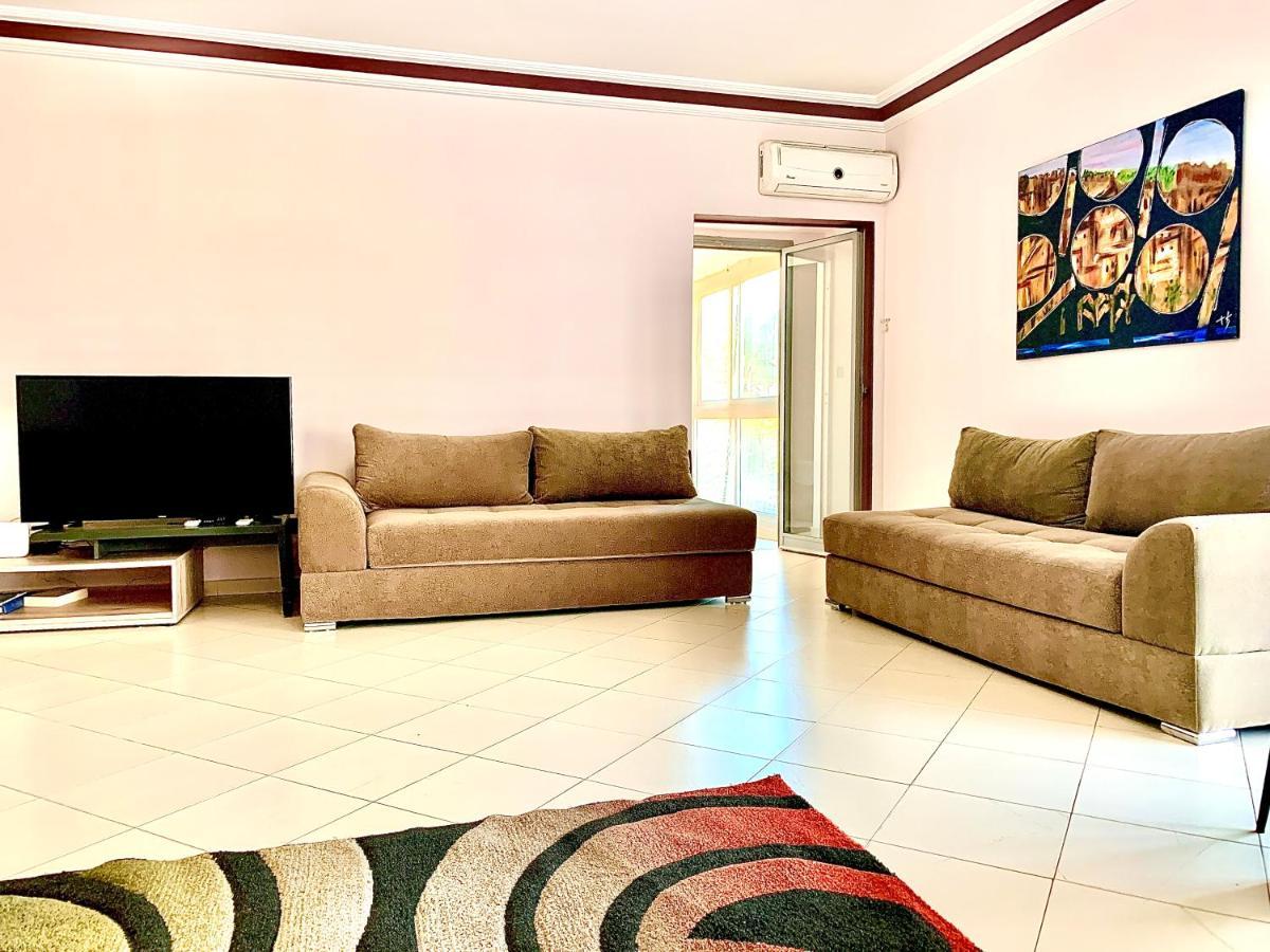 Anfa 28 - 2 Bedrooms - Well Located Apartment - Large And Pleasant Касабланка Экстерьер фото