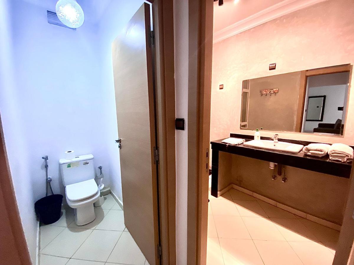 Anfa 28 - 2 Bedrooms - Well Located Apartment - Large And Pleasant Касабланка Экстерьер фото